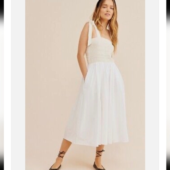 White Cotton Summer Smock Dress - Picture 13 of 14